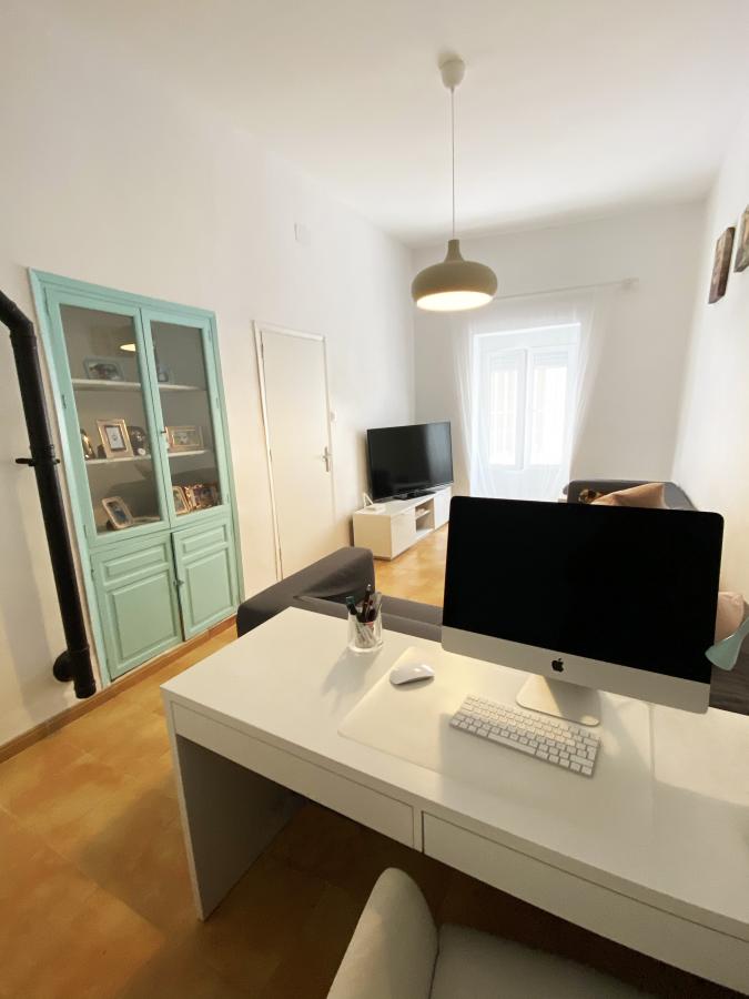 23-08-2021_Living Room 2.jpg